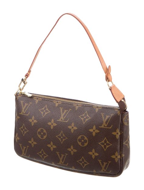 louis vuitton pochette.